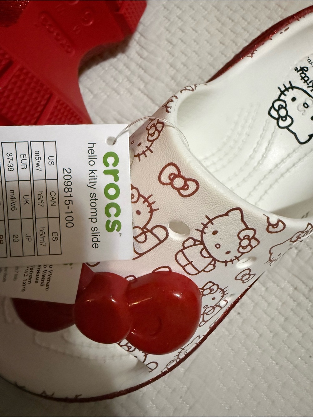 CROCS Women Red and White Hello Kitty Glitter - Picture 4 of 8